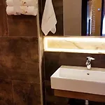 Hotel One 4*