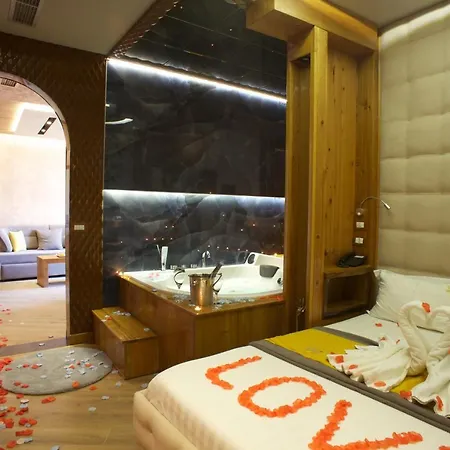 One Szálloda Durrës