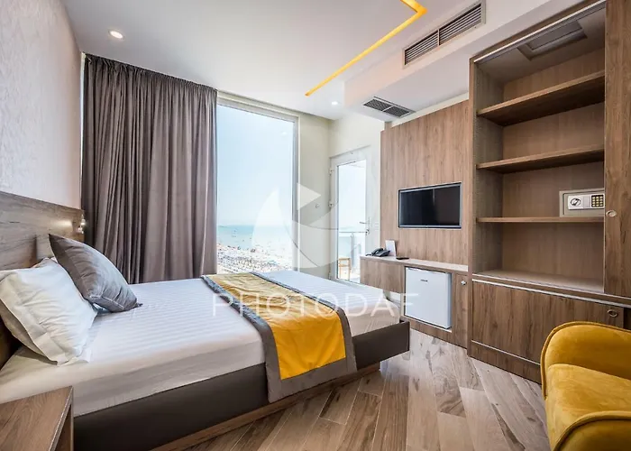 One 4* Durrës